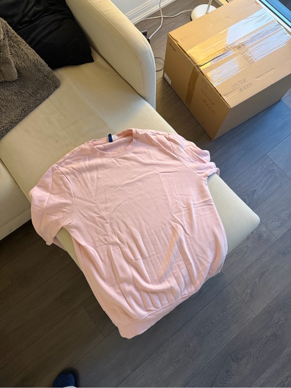 H&M Men’s Crewneck Sweater in Light Pink